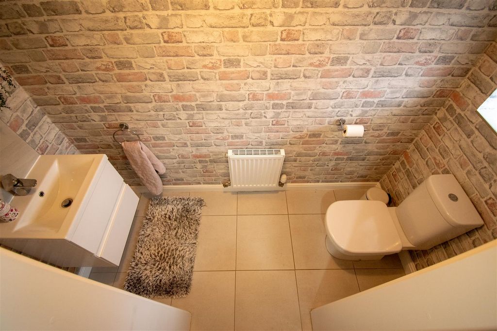 Additional image 9 of 5 bed detached house for saleBelfry Way, Ripley DE5