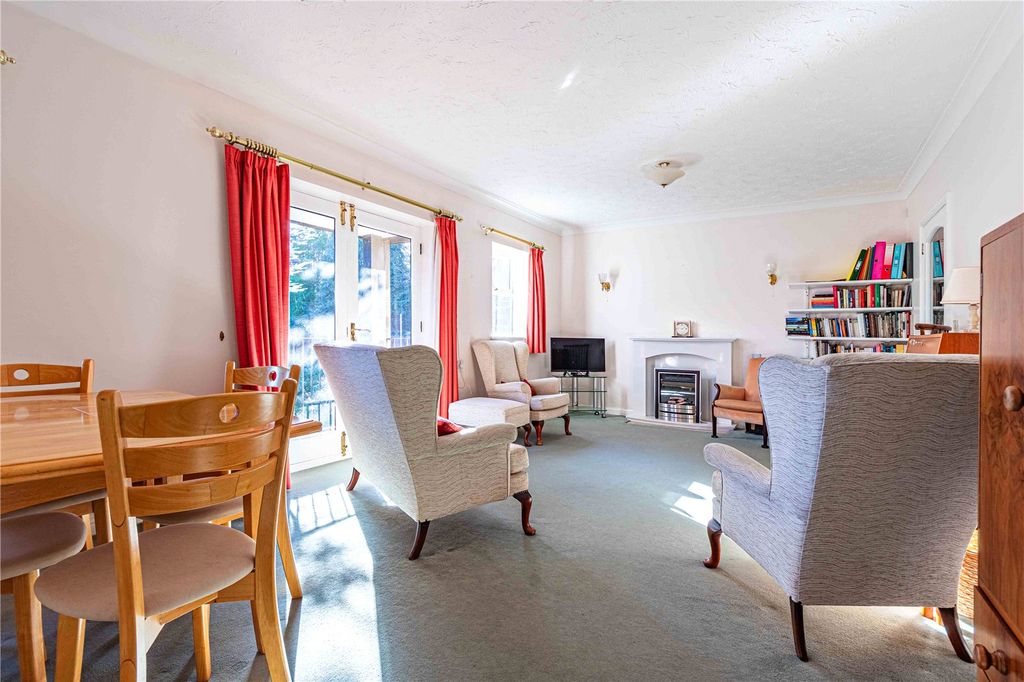 Additional image 6 of 2 bed flat for saleWatling Street, Radlett, Hertfordshire WD7