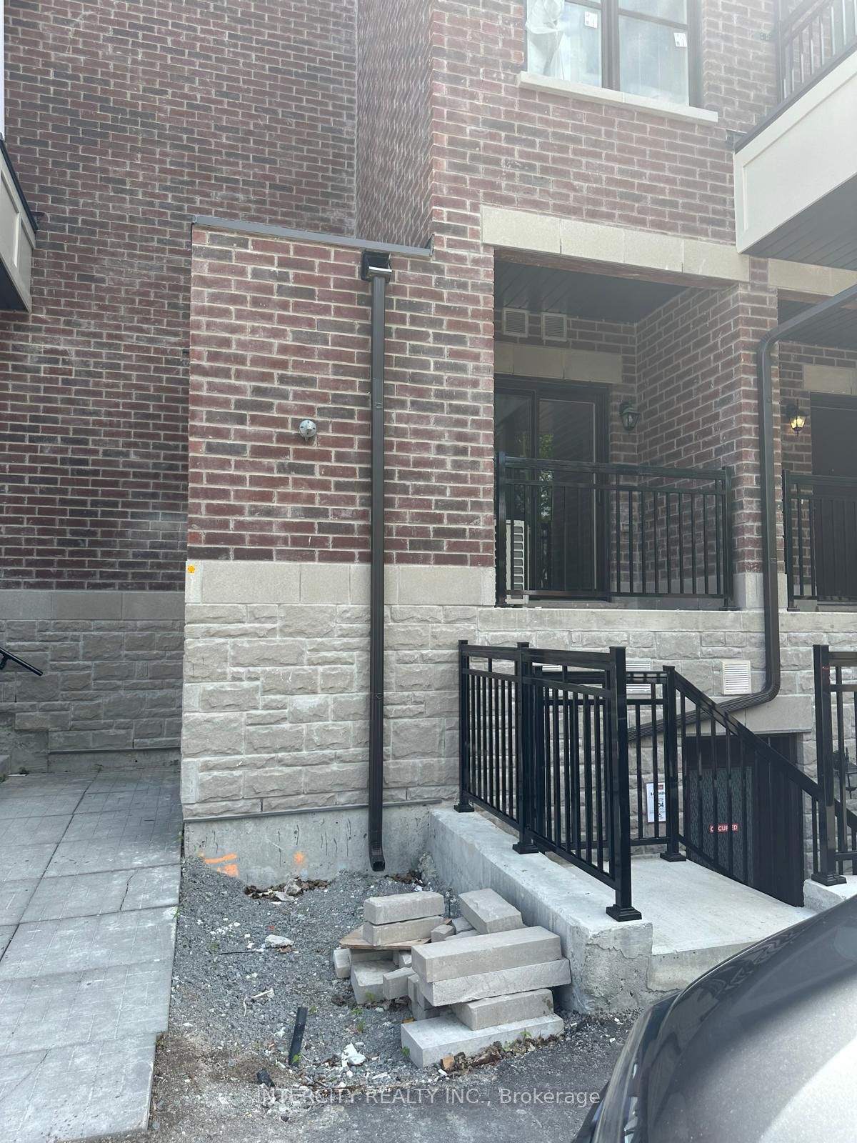 209-103-15100 Yonge Street, Aurora, ON, L4G 4C8 photo 2