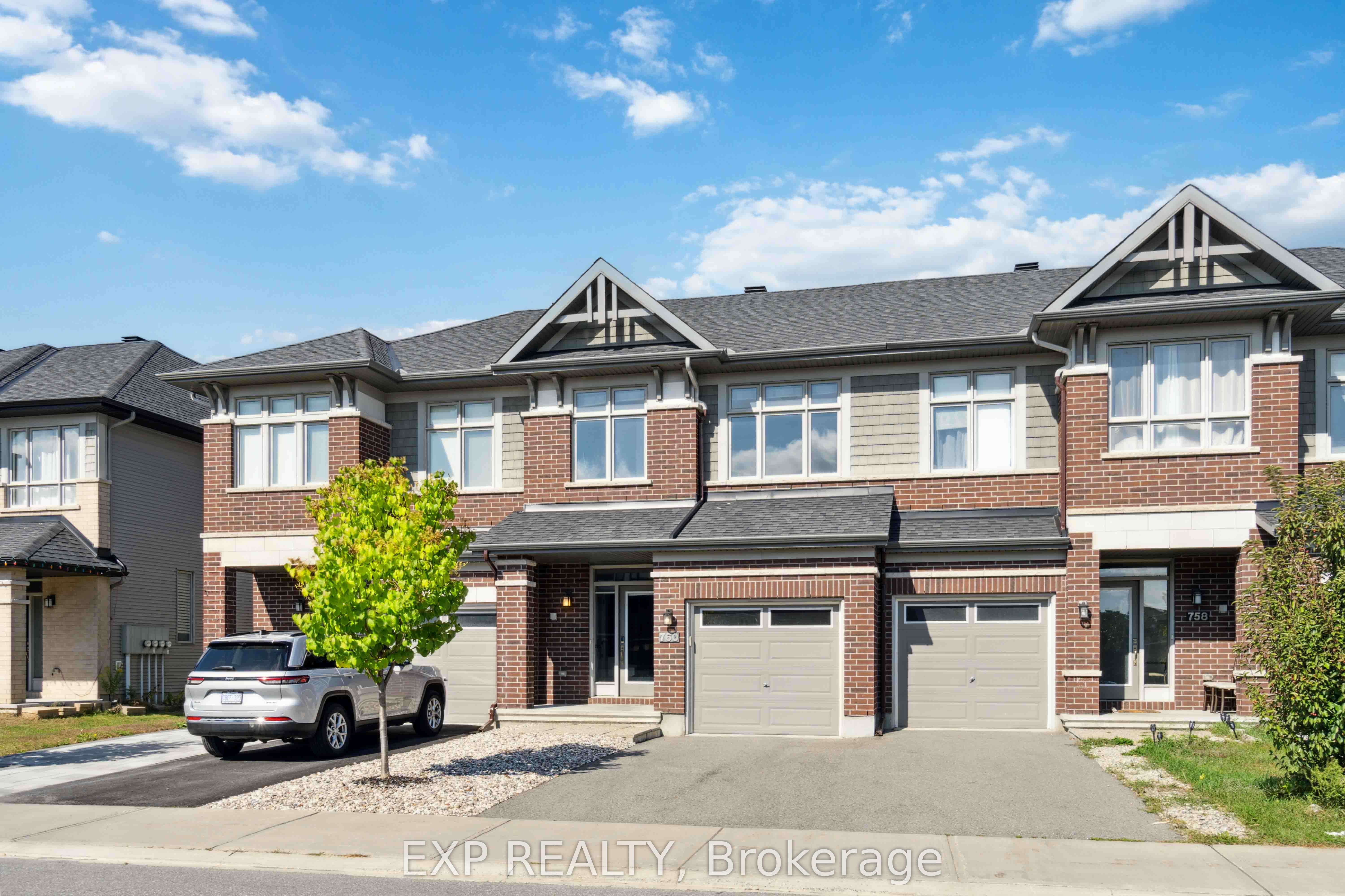 760 Carnelian Crescent, Ottawa, ON, K1X 0A8