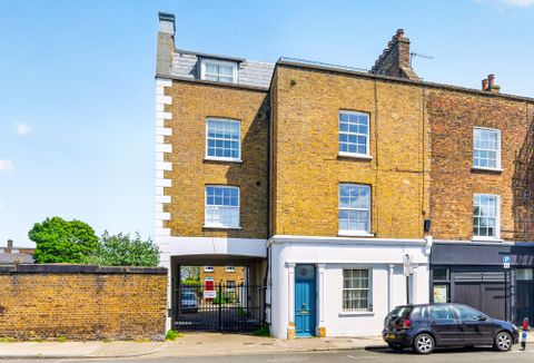 4-5 Roman Way, London N7