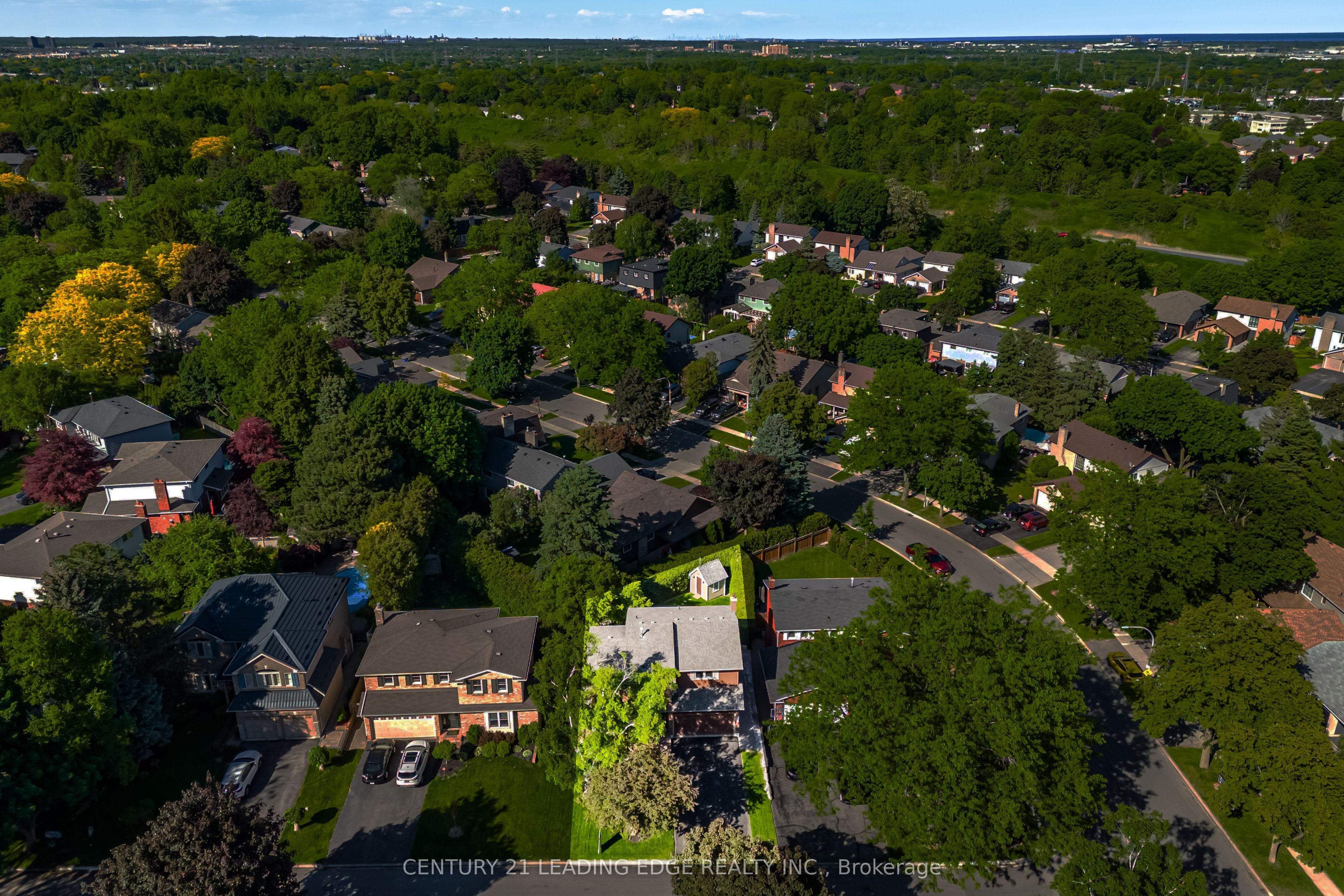2203 Previn Court, Burlington, ON, L7P 4J3 photo 4