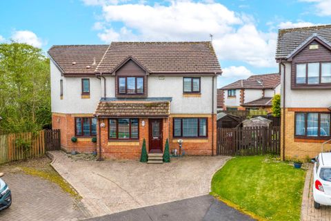 Fintry Place, Lindsayfield, East Kilbride G75