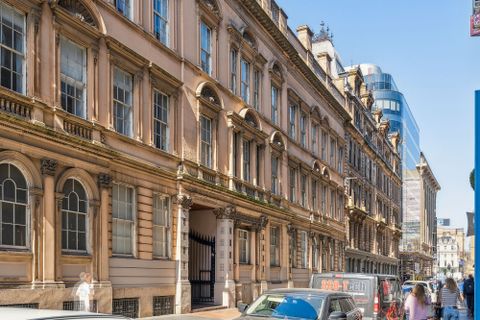 Miller Street, Flat 2/5, Canada Court, Merchant City, Glasgow G1