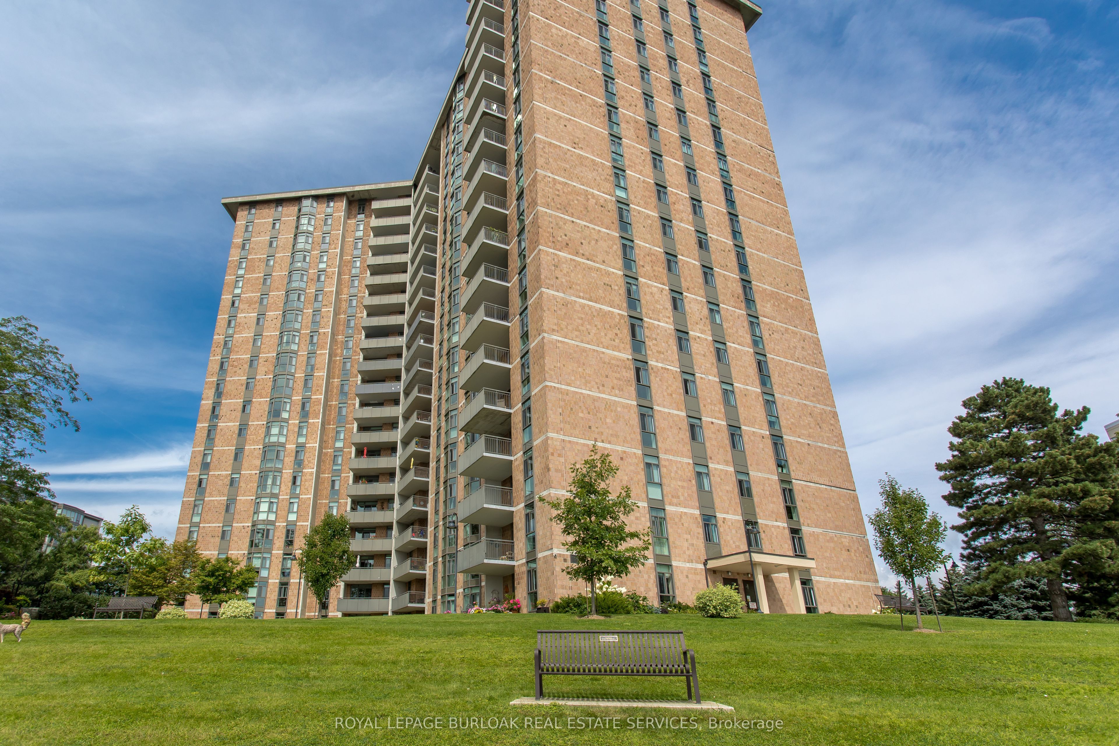 1204-5250 Lakeshore Road, Burlington, ON, L7L 5L2 photo 4