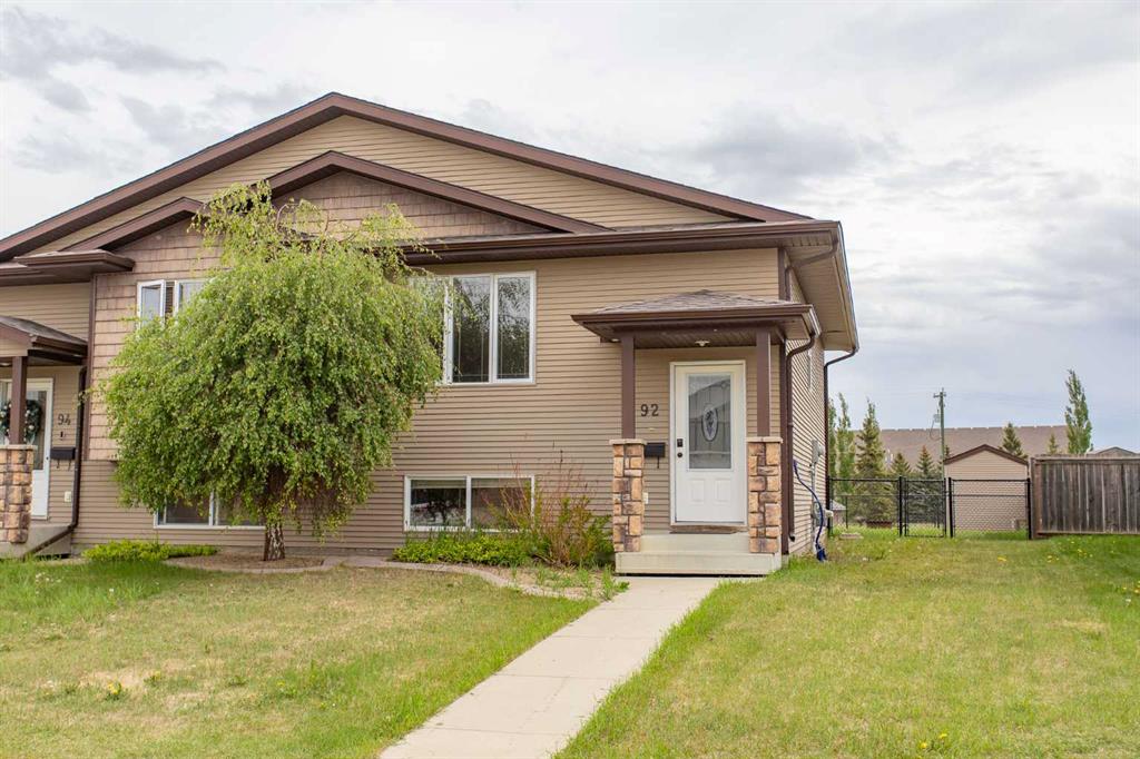 92 Iron Wolf Boulevard, Lacombe, AB, T4L 0C7