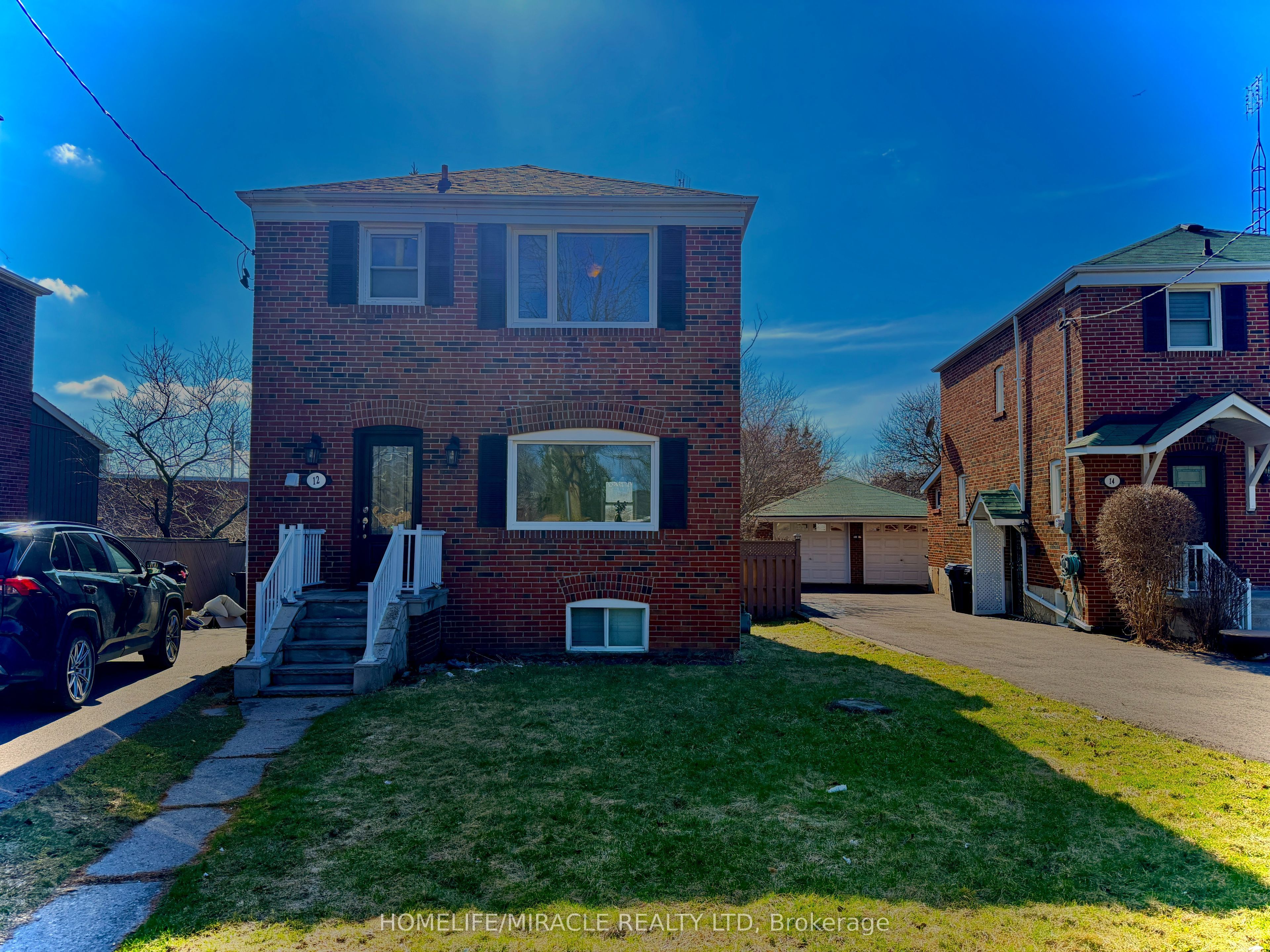 12 Roselm Road, Toronto, ON, M1R 3Y6