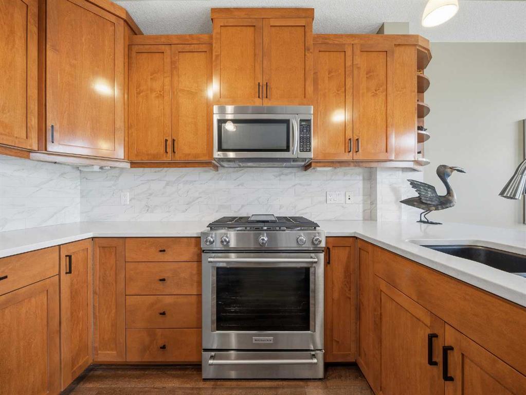 7407-14 Hemlock Crescent SW, Calgary, AB, T3C2Z1 photo 5
