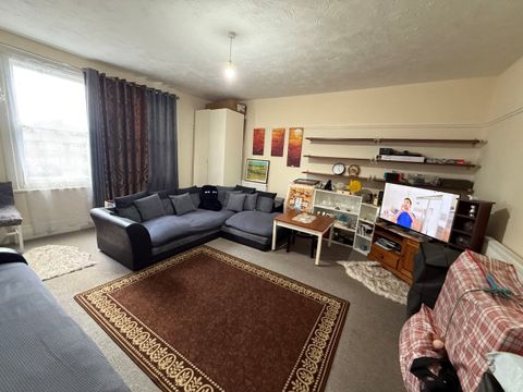 Ashleigh Court, Southgate N14