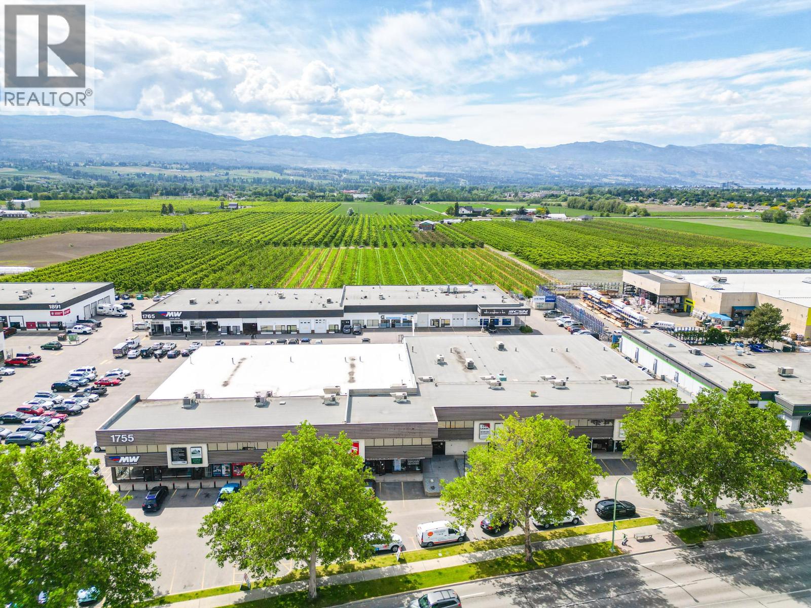 Additional image 2 of 208-1755 Springfield Road, Kelowna, BC, V1Y5V5