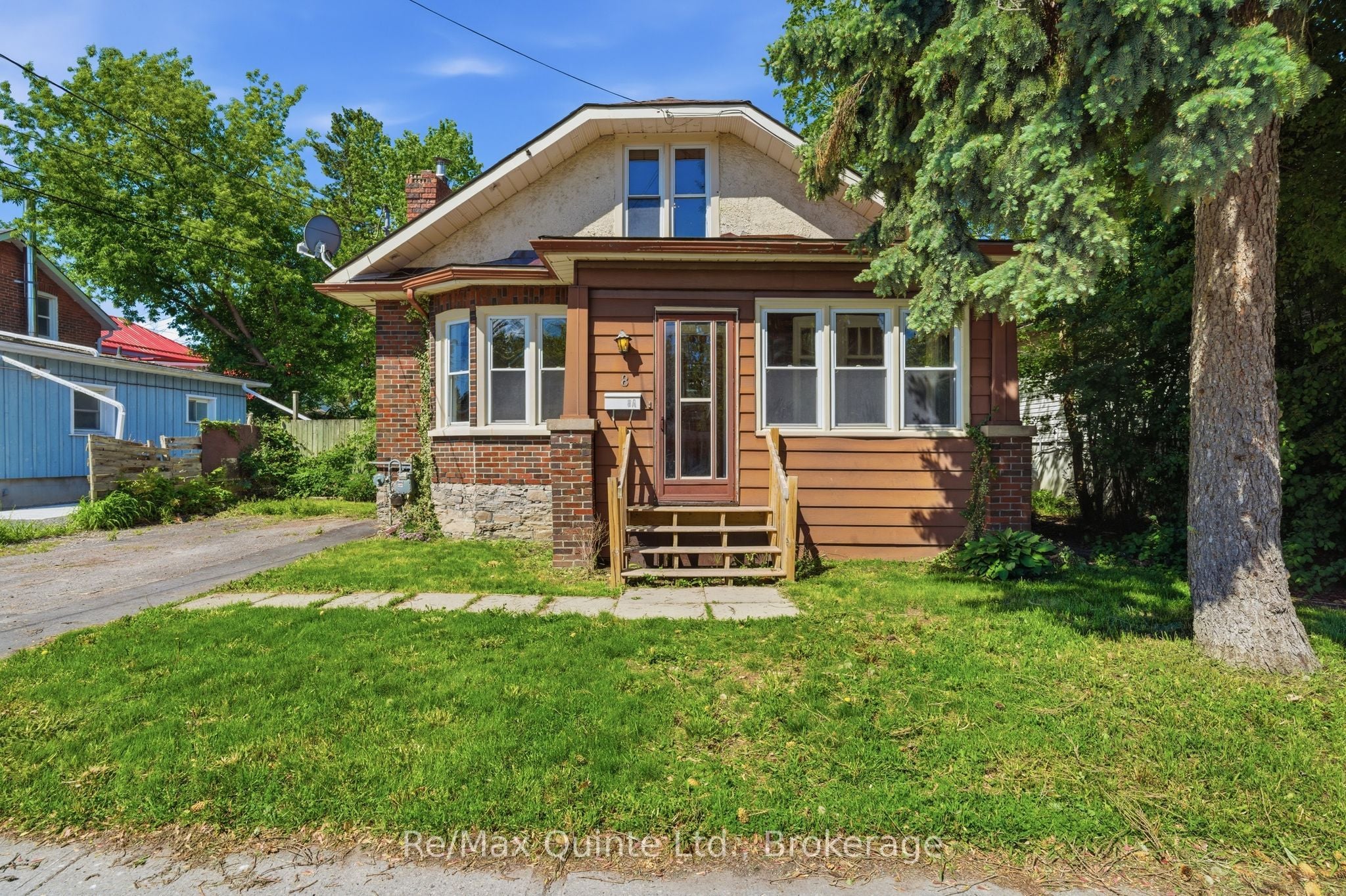 8 Dunbar Street, Belleville, ON, K8P 3R5
