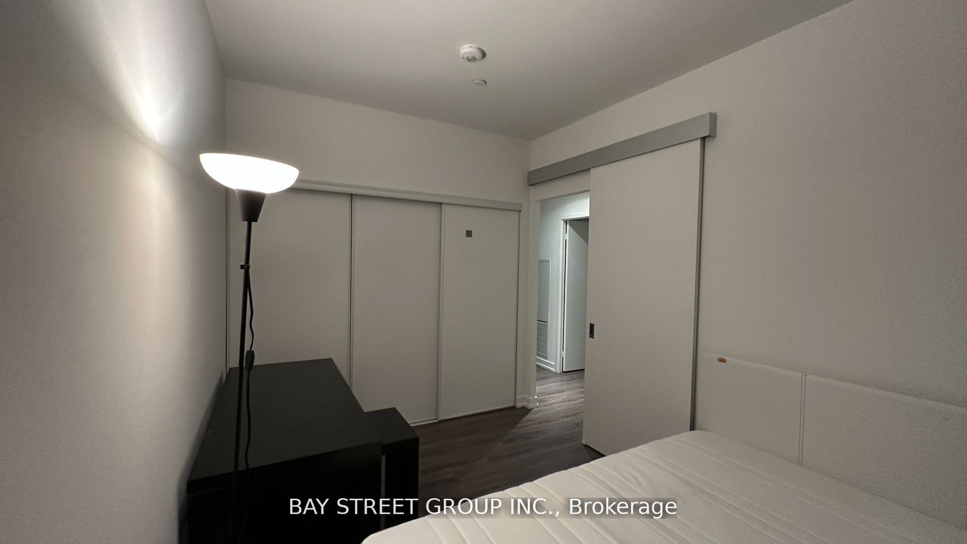 509-20 Edward Street, Toronto, ON, M5J 1C9 photo 4