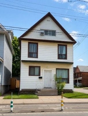 518 Cannon Street E, Hamilton, ON, L8L 2E8