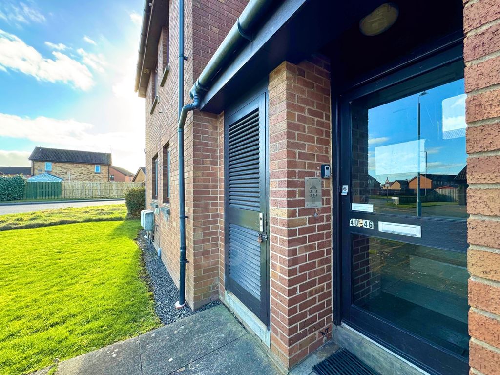 Additional image 2 of 1 bed flat for saleCamps Crescent, Renfrew PA4