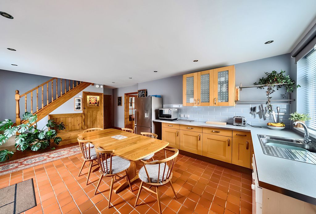 4 bed detached house for saleFosseway South, Midsomer Norton, Somerset BA3