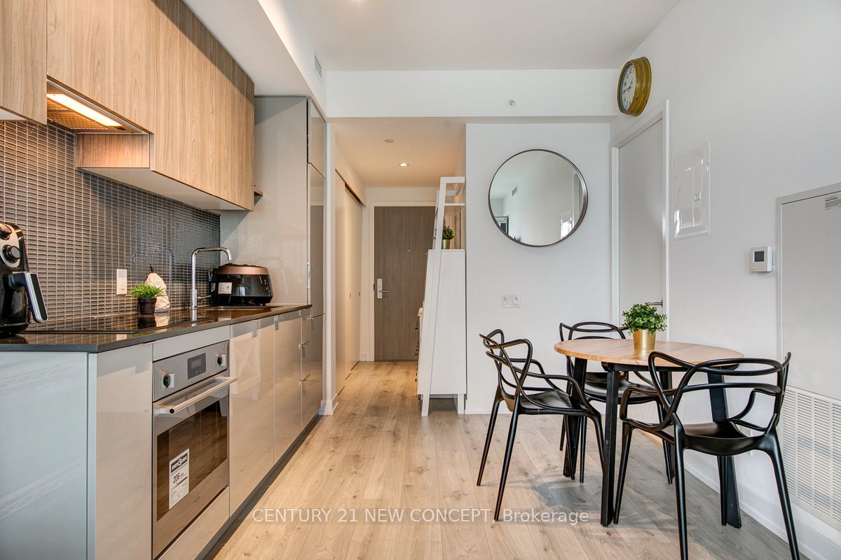 2009-161 Roehampton Avenue, Toronto, ON, M4P 0C8 photo 5