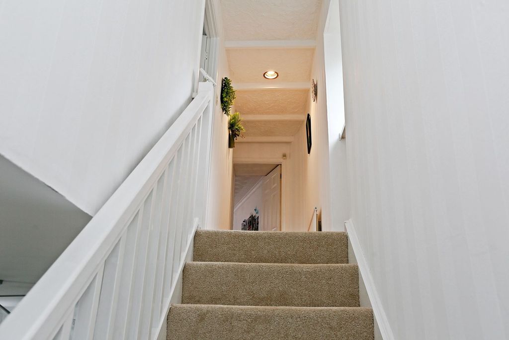 Additional image 10 of 3 bed terraced house for salePantygraigwen Road, Pontypridd CF37