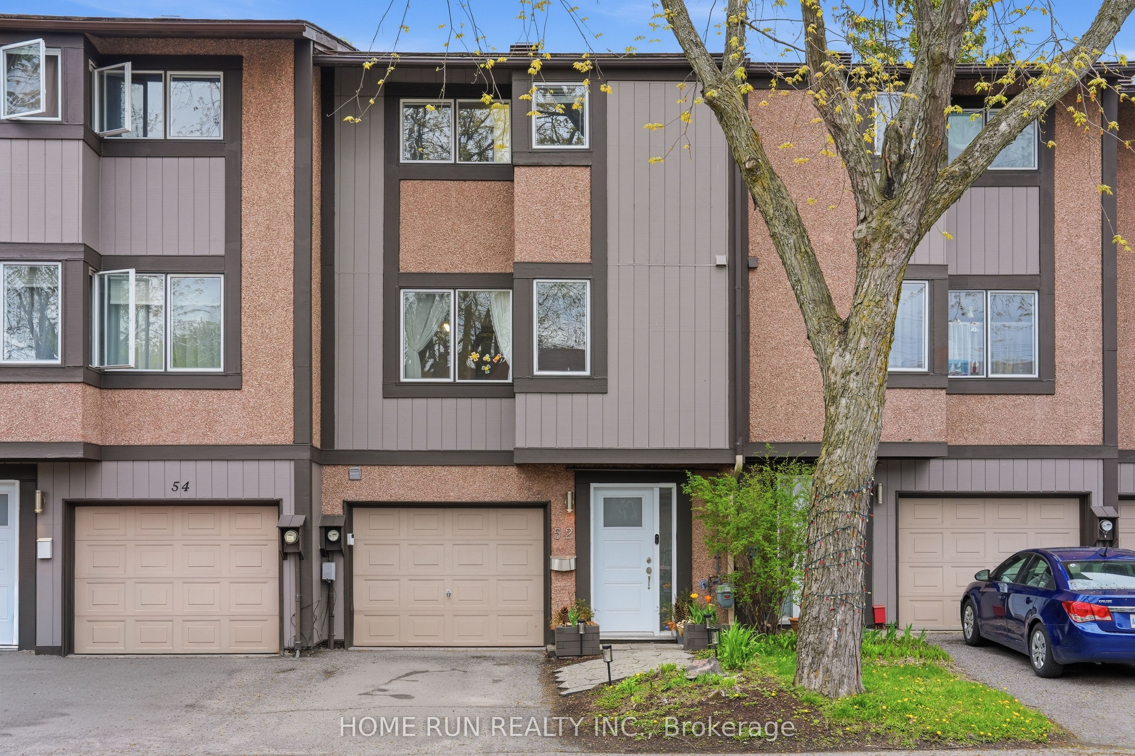 52 Reaney Court, Ottawa, ON, K2K 1W8