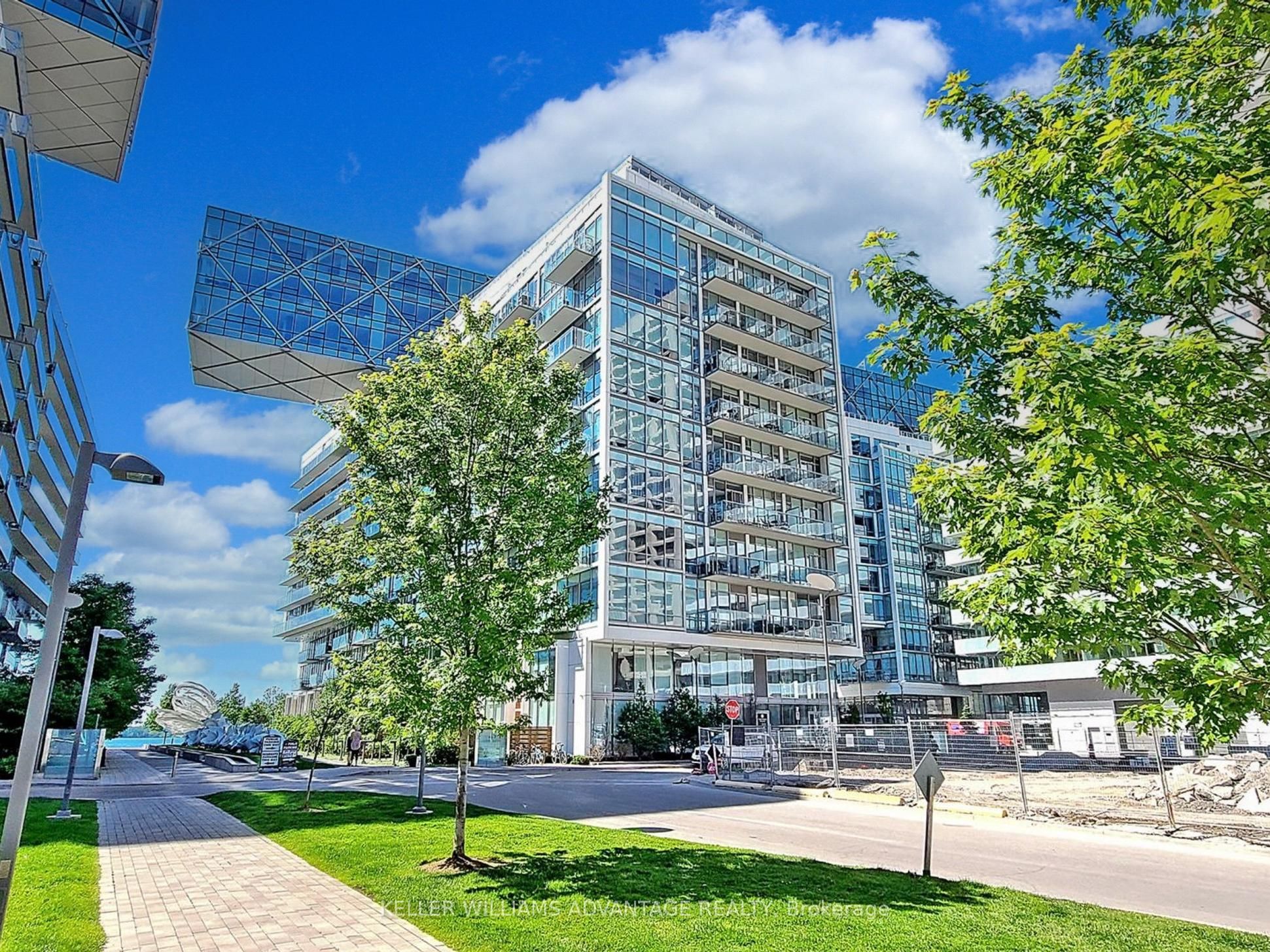 401-29 Queens Quay E, Toronto, ON, M5E 0A4