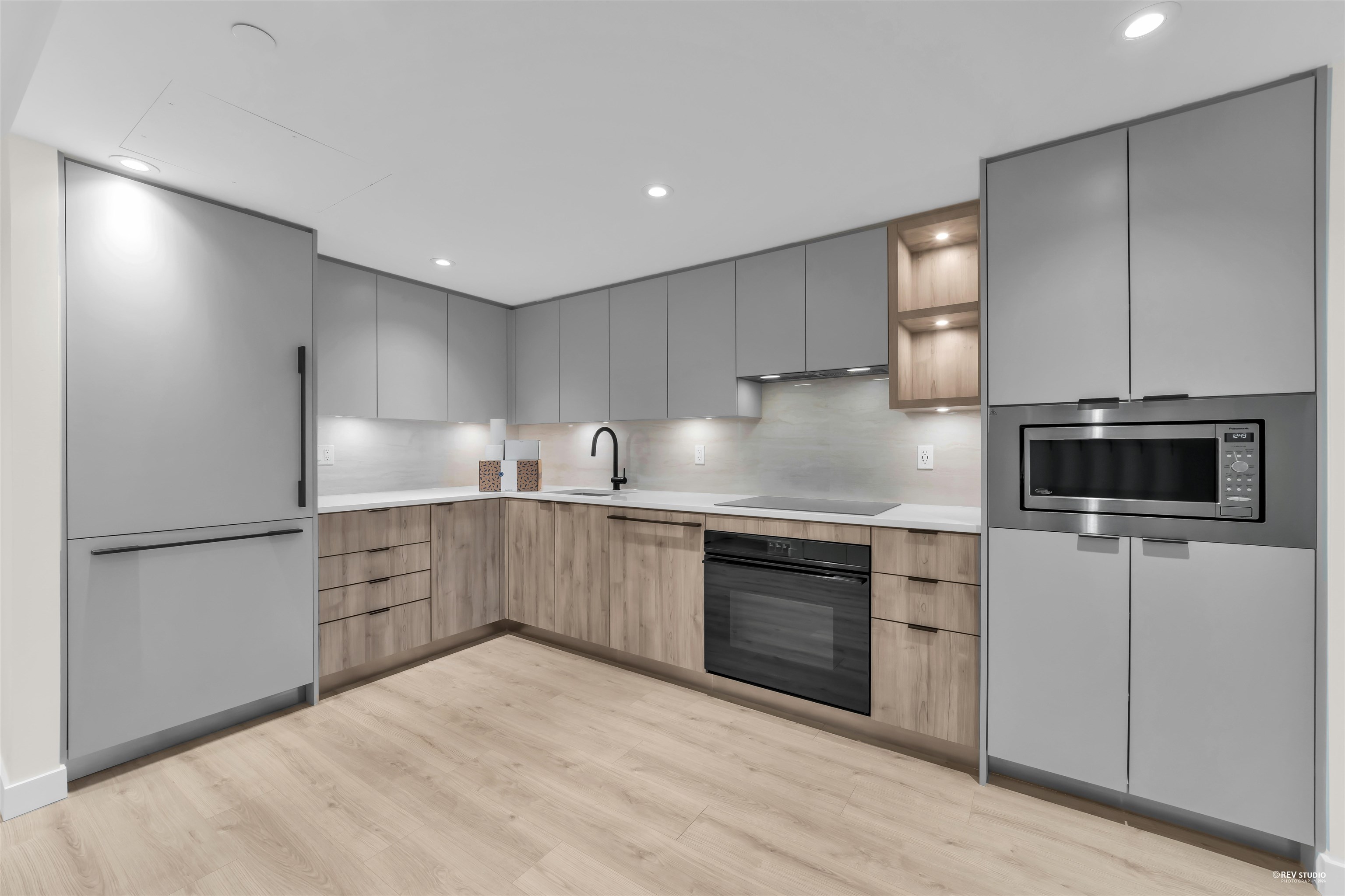 Additional image 4 of 401-755 Harbourside Drive, North Vancouver, BC, V7P 0G1