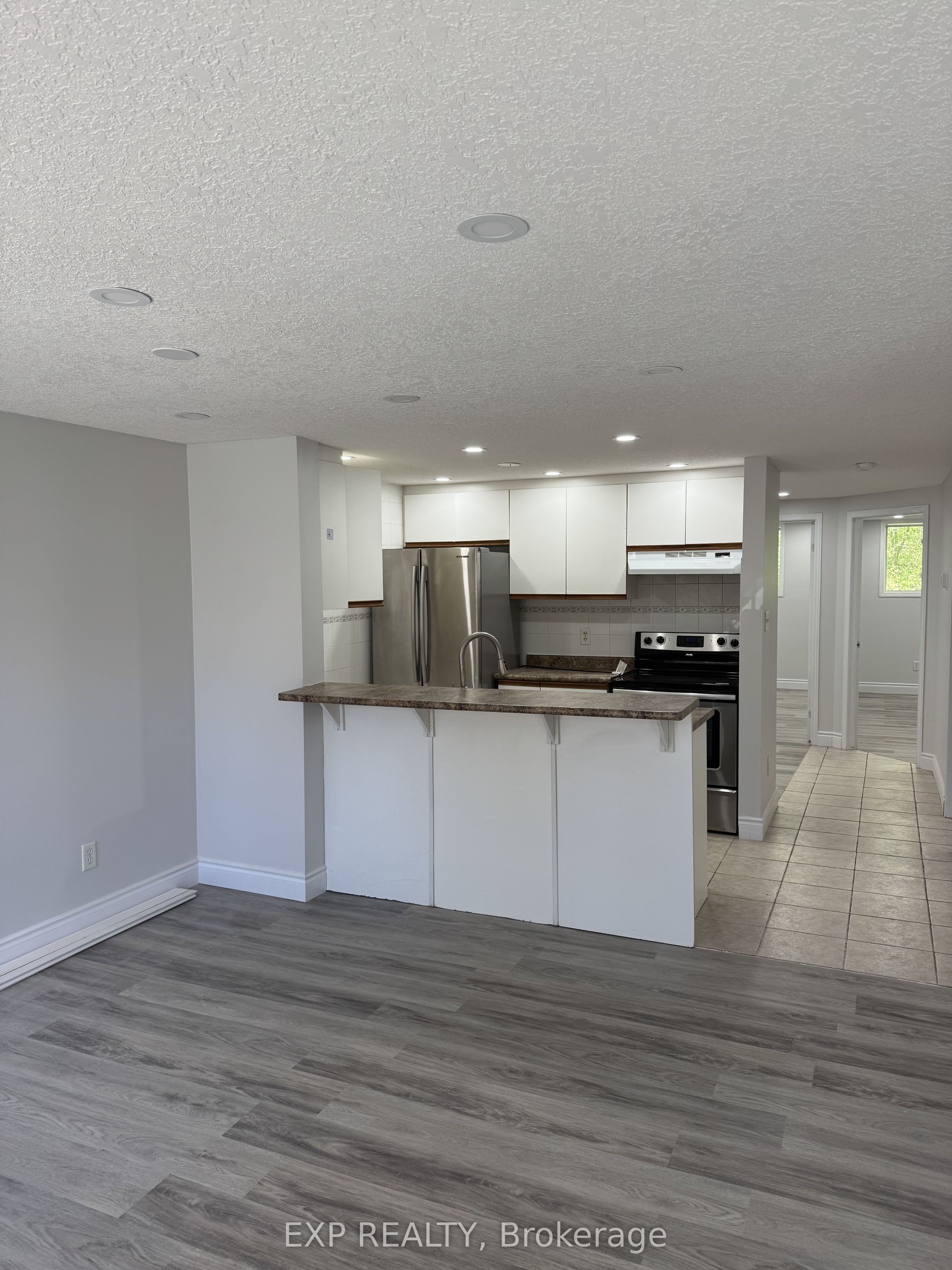 45 Cedar Hill Crescent, Kitchener, ON, N2E 0A2 photo 2