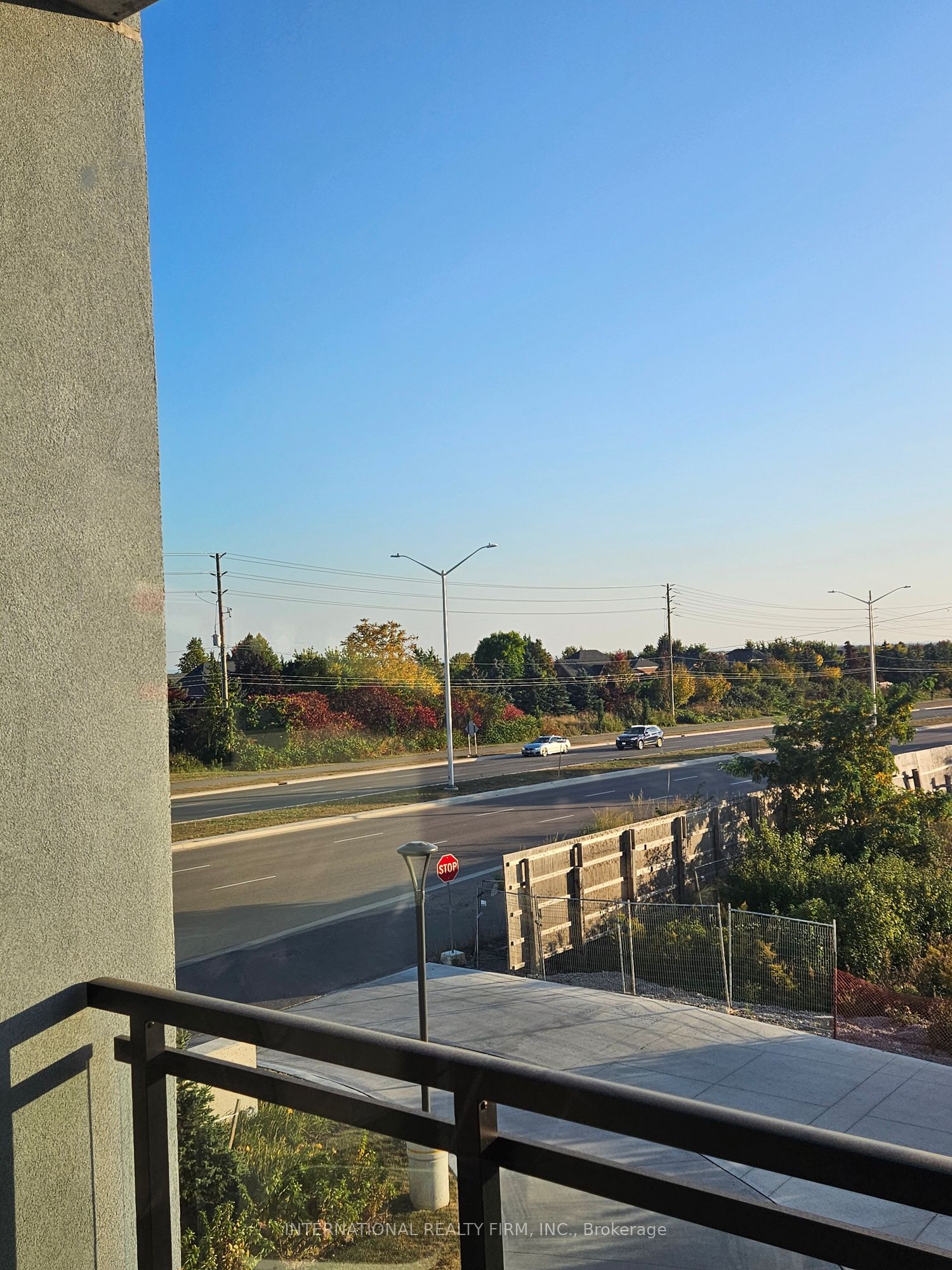 Additional image 6 of 116-95 Dundas Street W, Oakville, ON, L6M 4L9