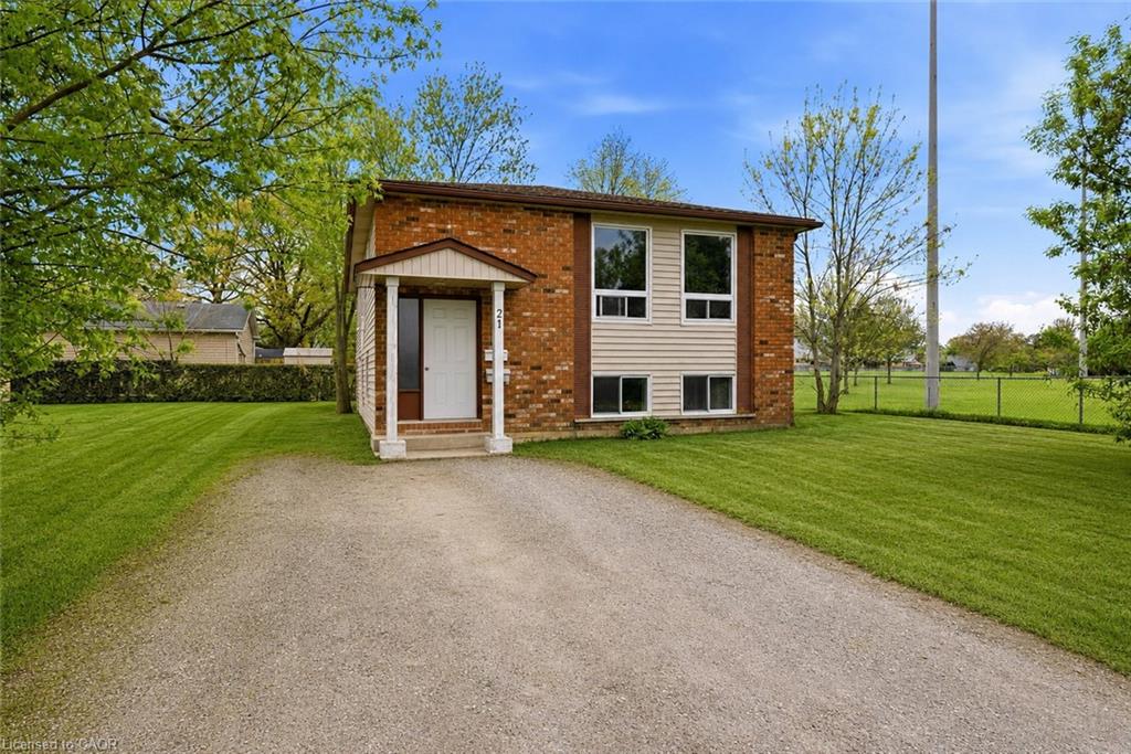 Upper-Main-21 Kirk Street, St. Catharines, ON, L2S 1B9