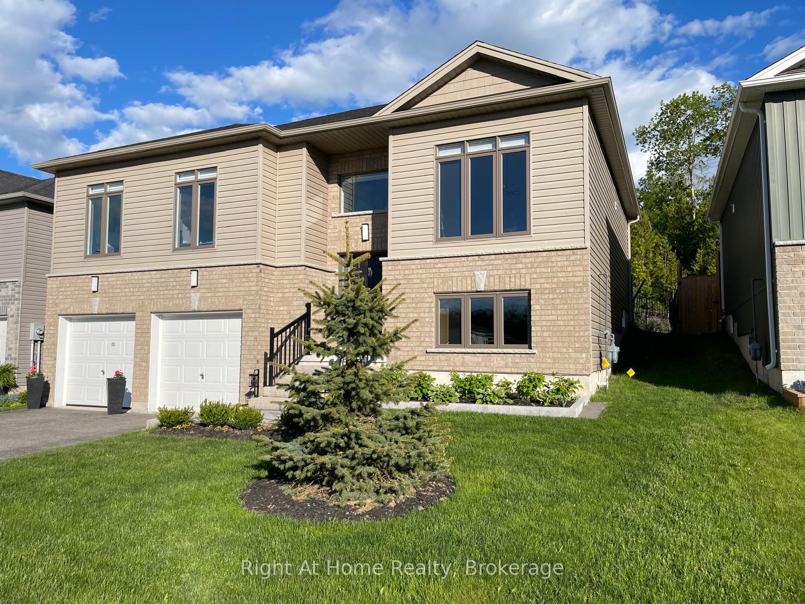 23 Ralph Dalton Boulevard, Tay, ON, L0K 2A0 photo 2