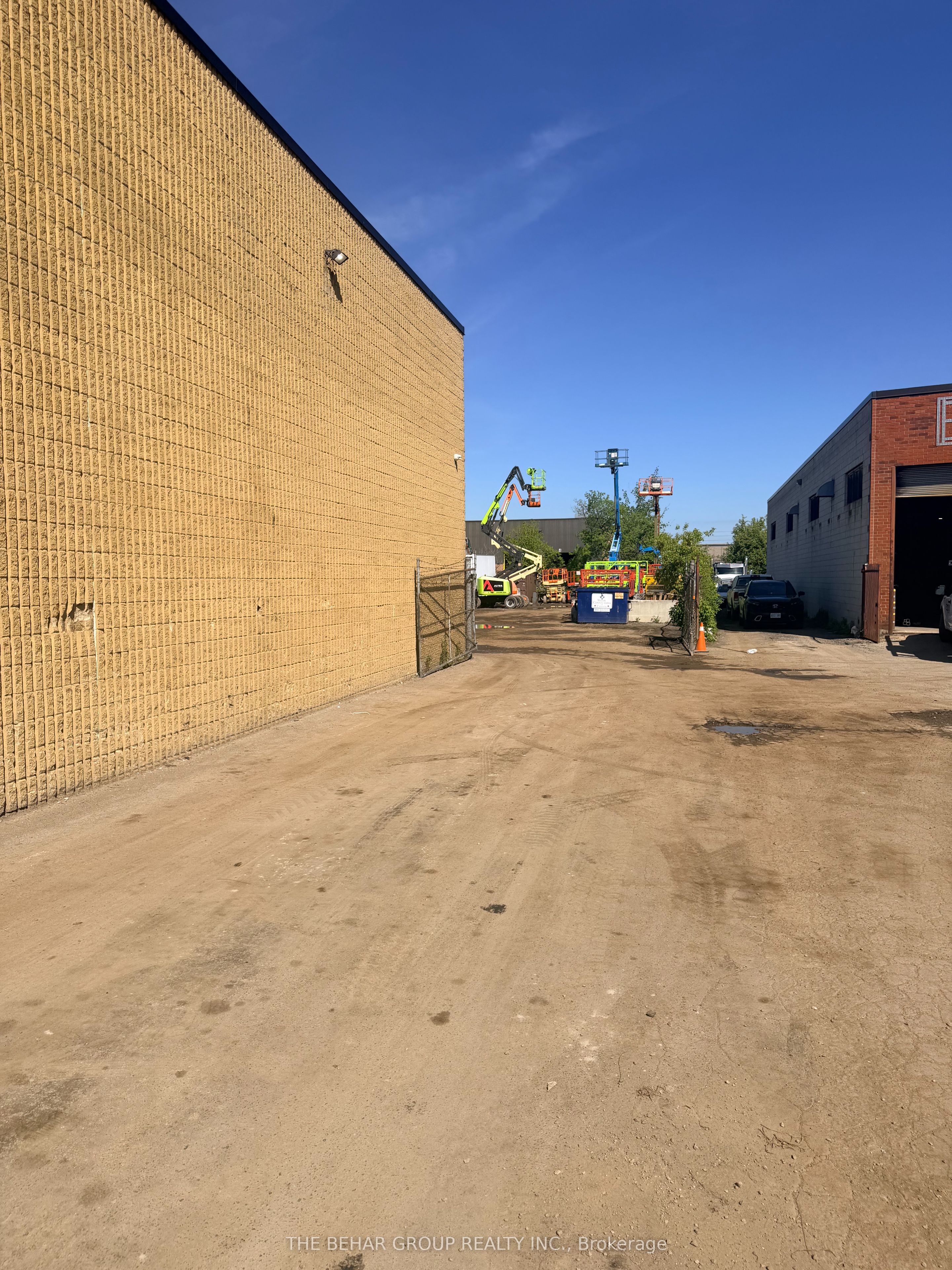 Additional image 3 of 1795 Drew Road, Mississauga, ON, L5S 1J5