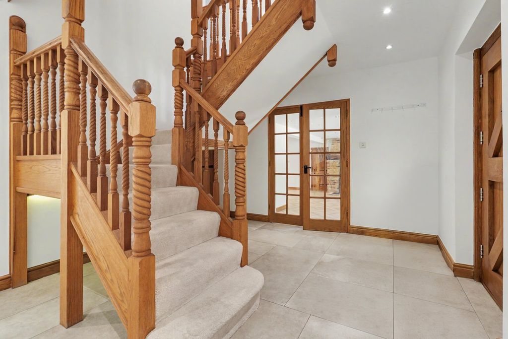 Additional image 12 of 5 bed detached house for saleShopland Hall Road, Rochford SS4