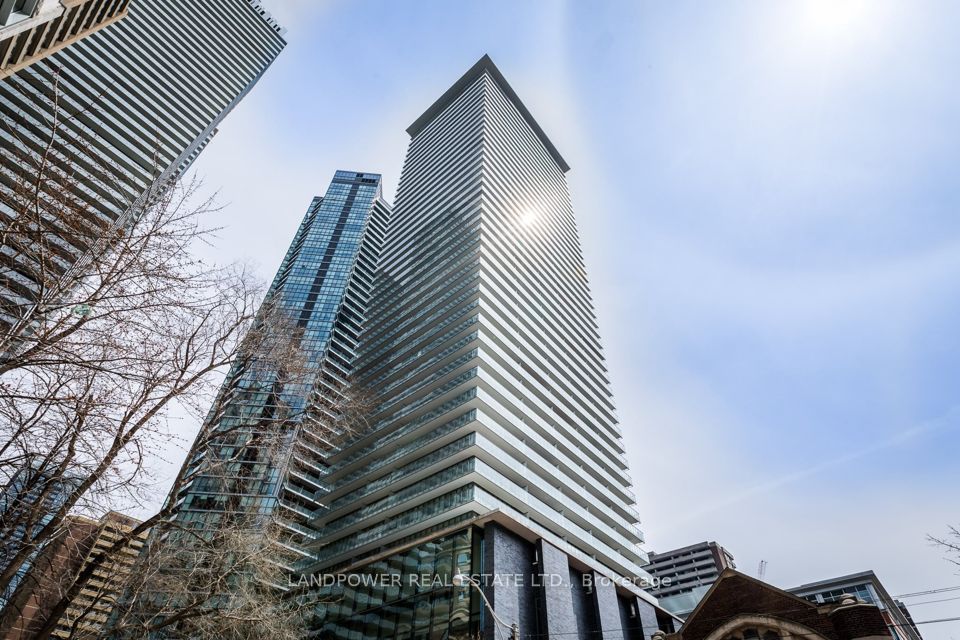 1506-33 Charles Street E, Toronto, ON, M4Y 0A2