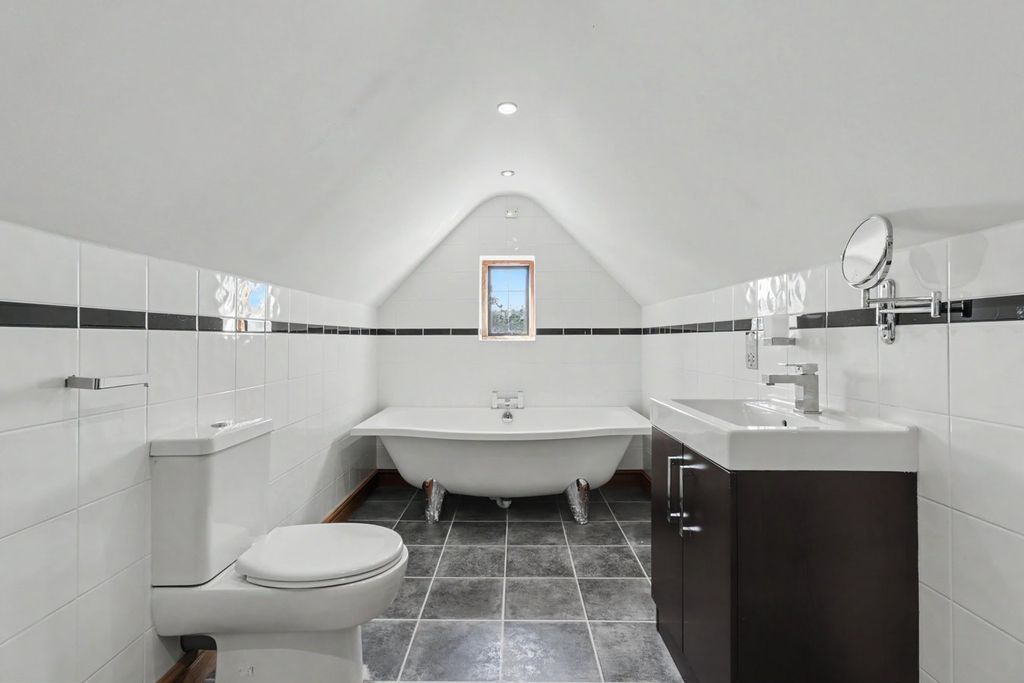 Additional image 32 of 5 bed detached house for saleShopland Hall Road, Rochford SS4