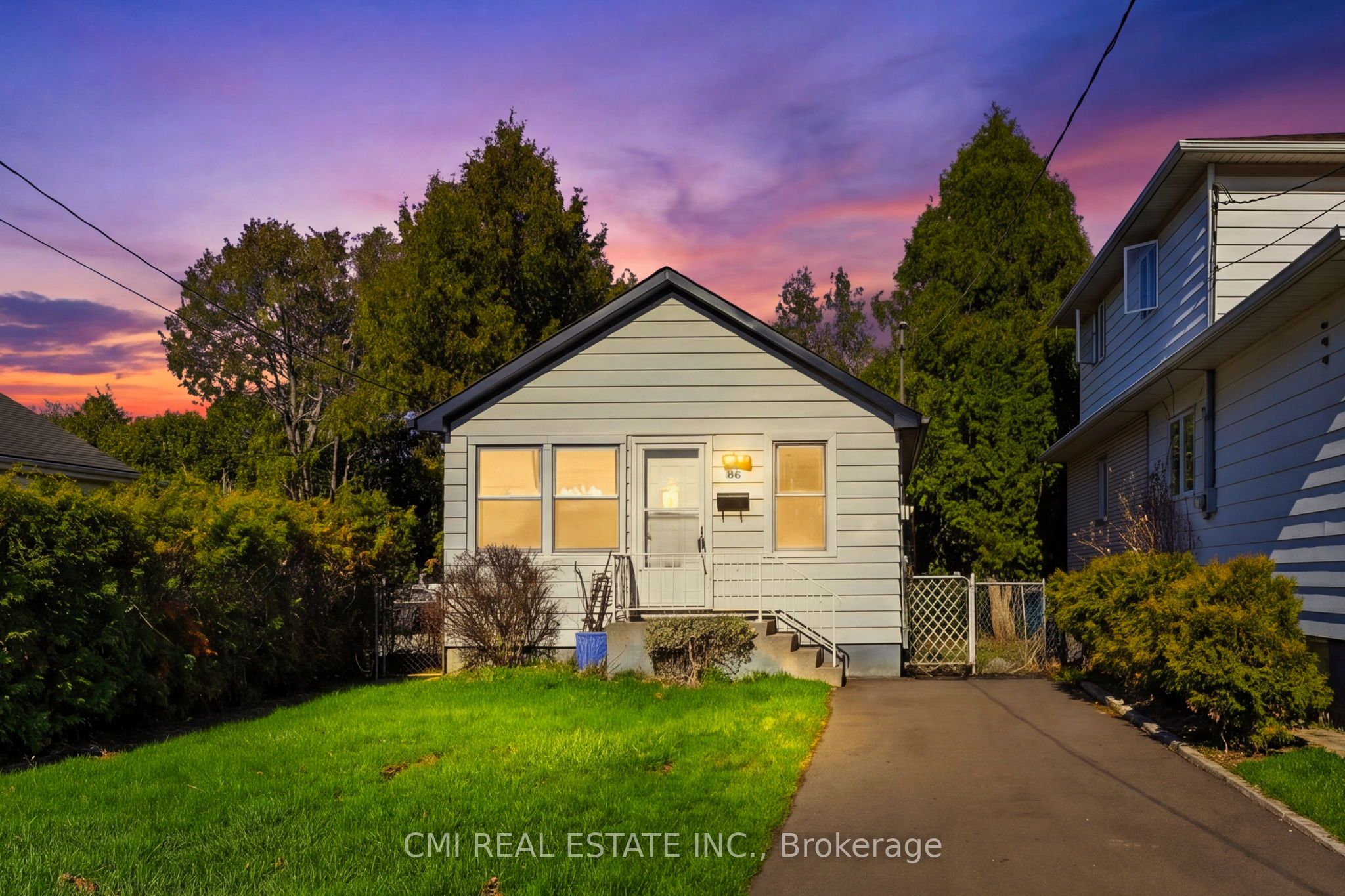 86 Adair Avenue S, Hamilton, ON, L8K 3S5