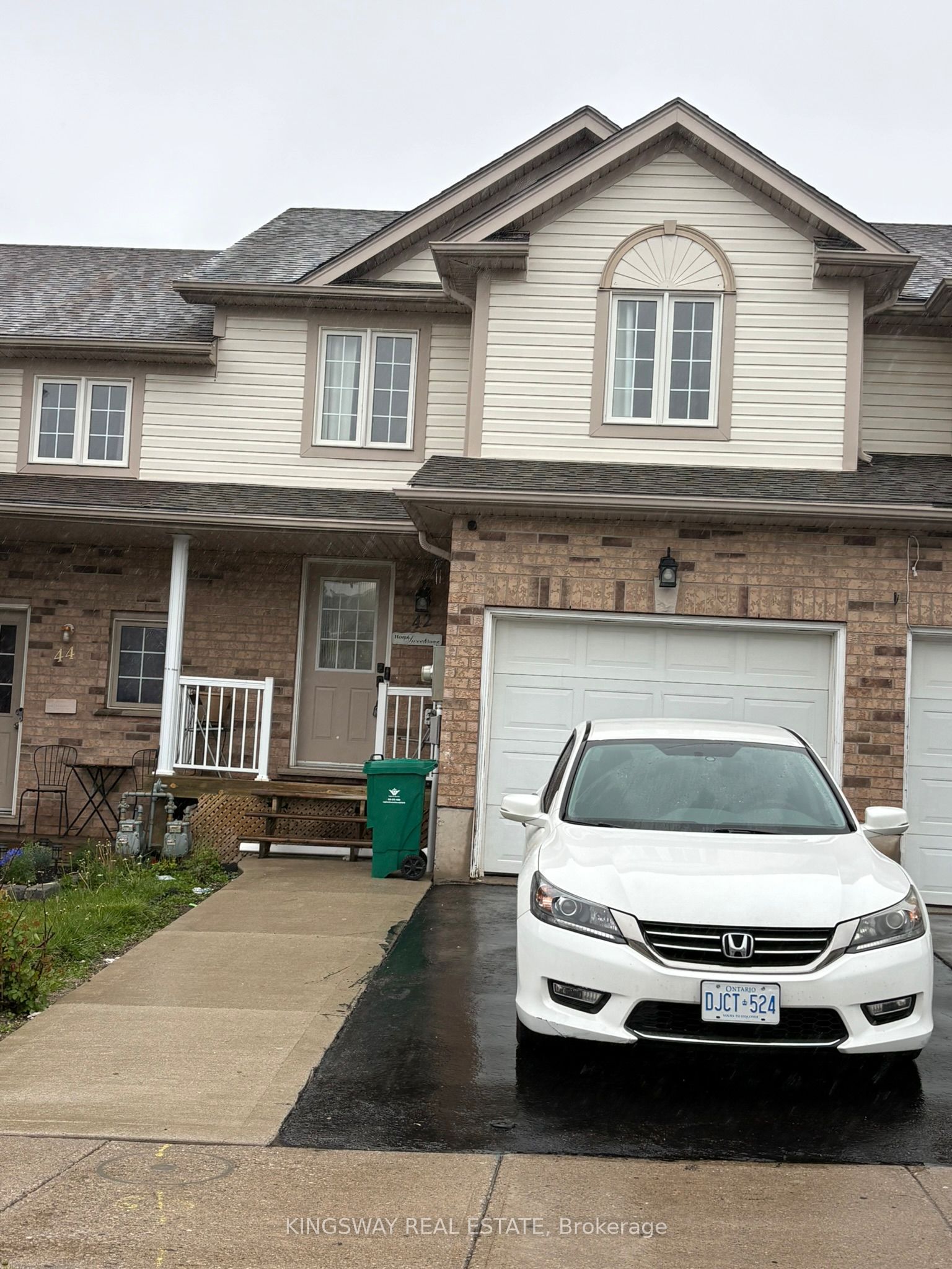 42 Foxglove Crescent N, Kitchener, ON, N2E 3Y7