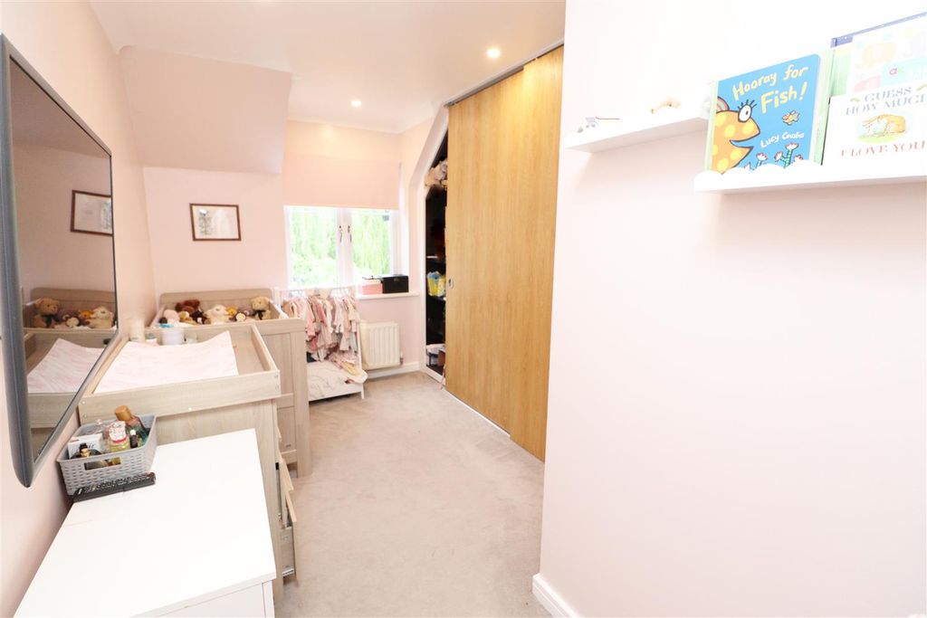 Additional image 9 of 2 bed flat for saleHighbridge Close, Radlett WD7