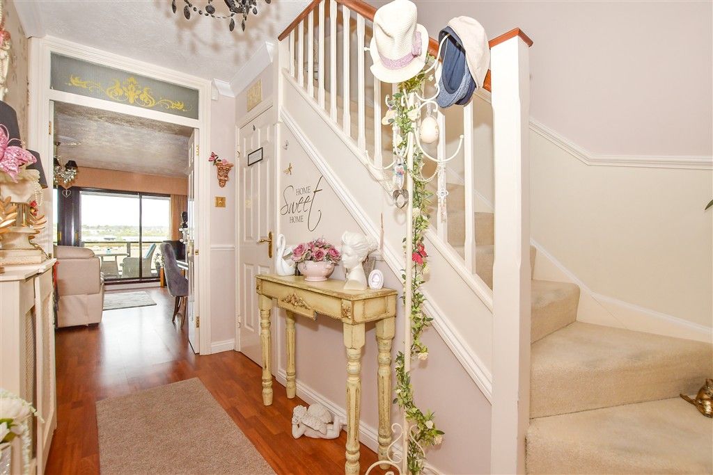 Additional image 7 of 1 bed flat for saleEsplanade, Esplanade, Rochester, Kent ME1