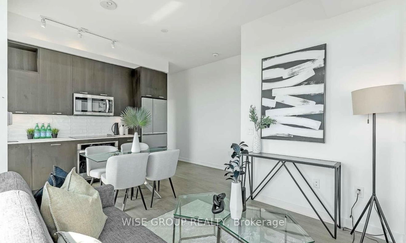 LPH04-120 Eagle Rock Way, Vaughan, ON, L6A 5C2 photo 4