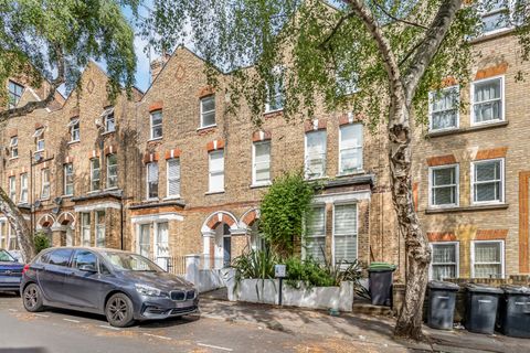 Wembury Road, Highgate, London N6