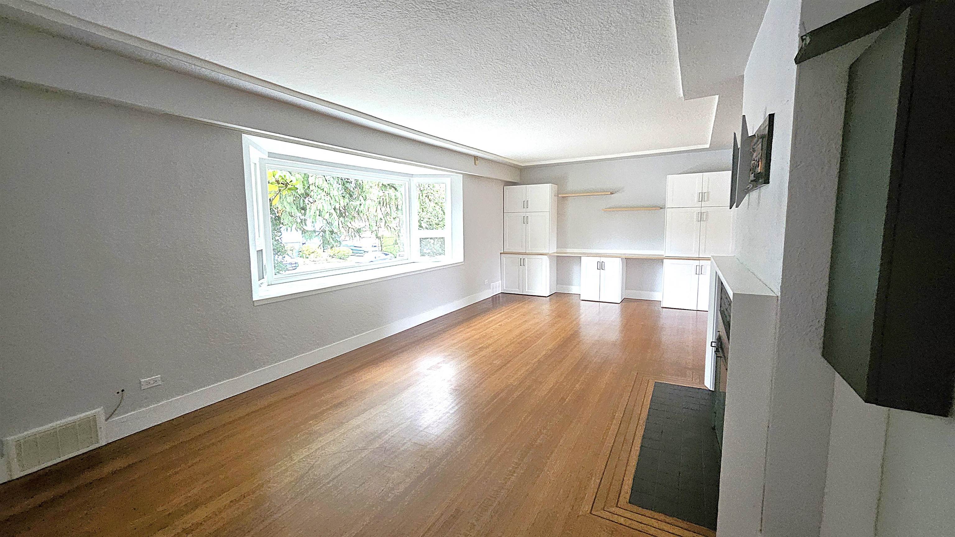 845 Smith Avenue, Coquitlam, BC, V3J 2X4 photo 4
