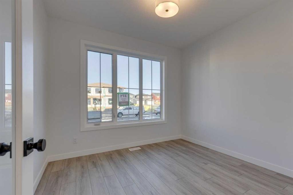 371 Fireside Drive, Cochrane, AB, T4C3E1 photo 5