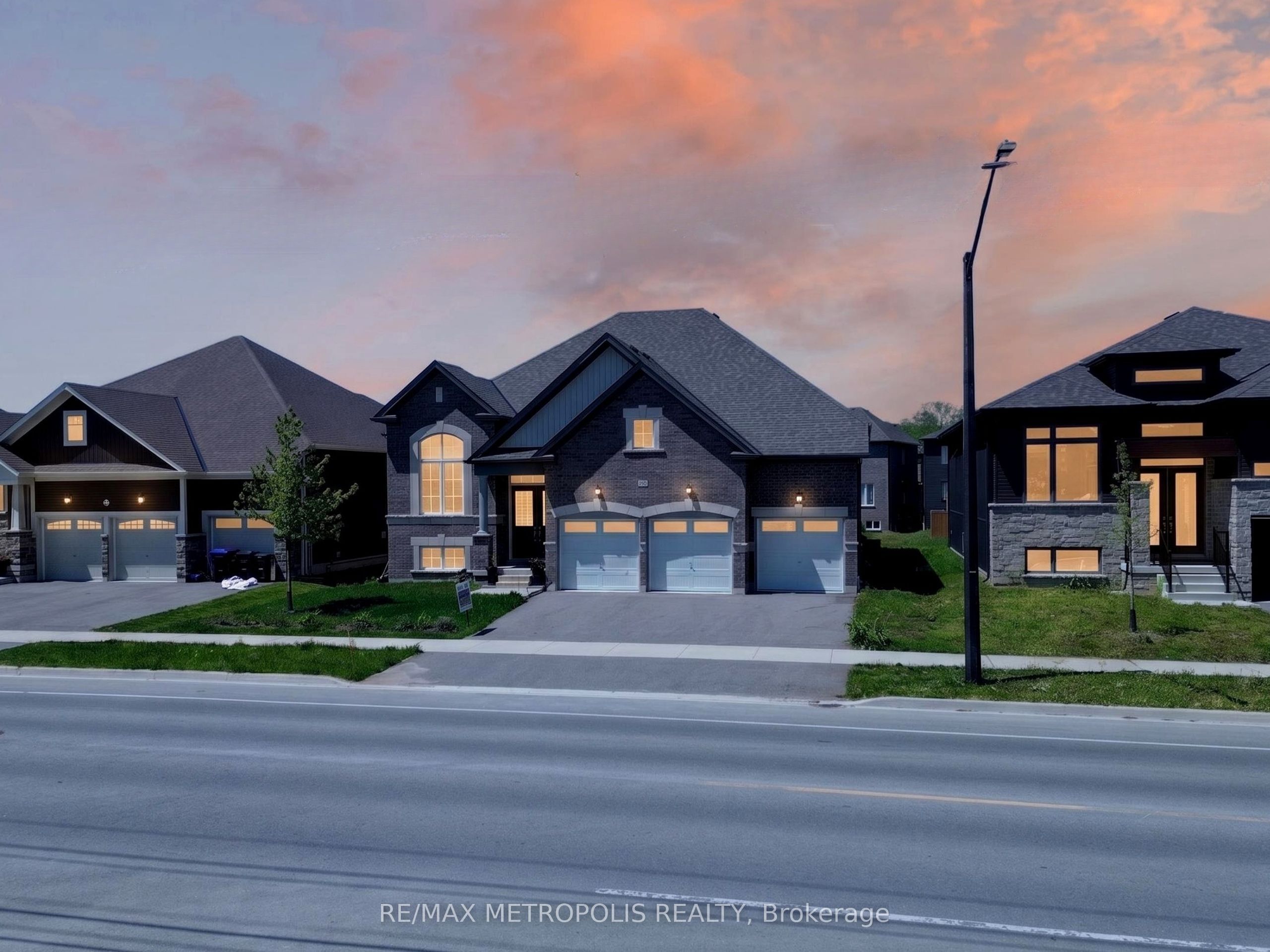 Additional image 3 of 298 Ramblewood Drive, Wasaga Beach, ON, L9Z 2B2
