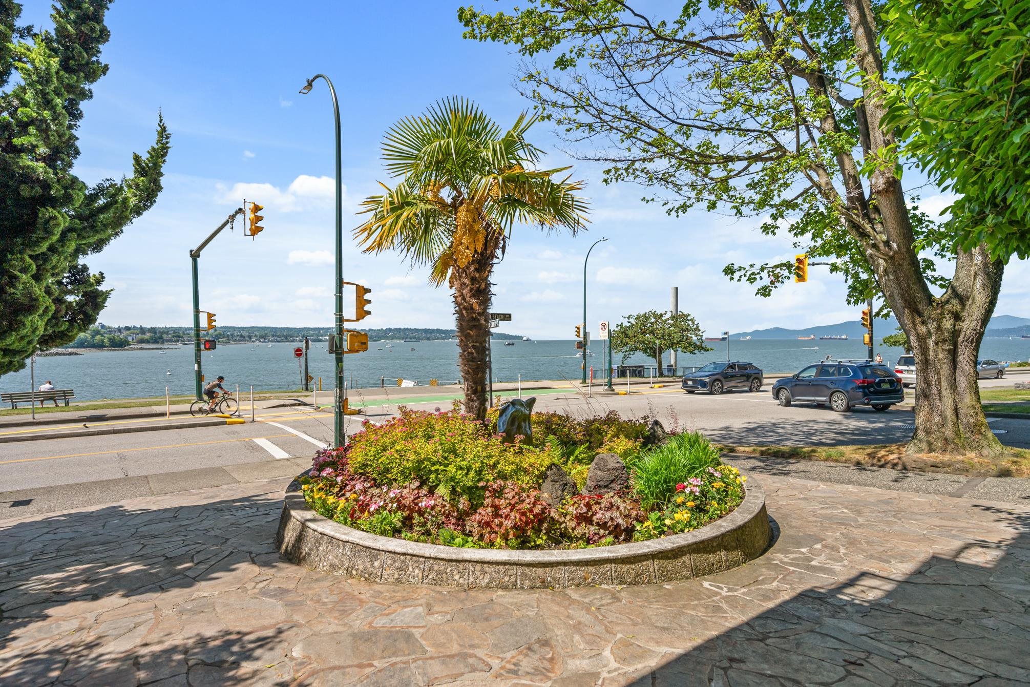 Additional image 4 of 601-1575 Beach Avenue, Vancouver, BC, V6G 1Y5