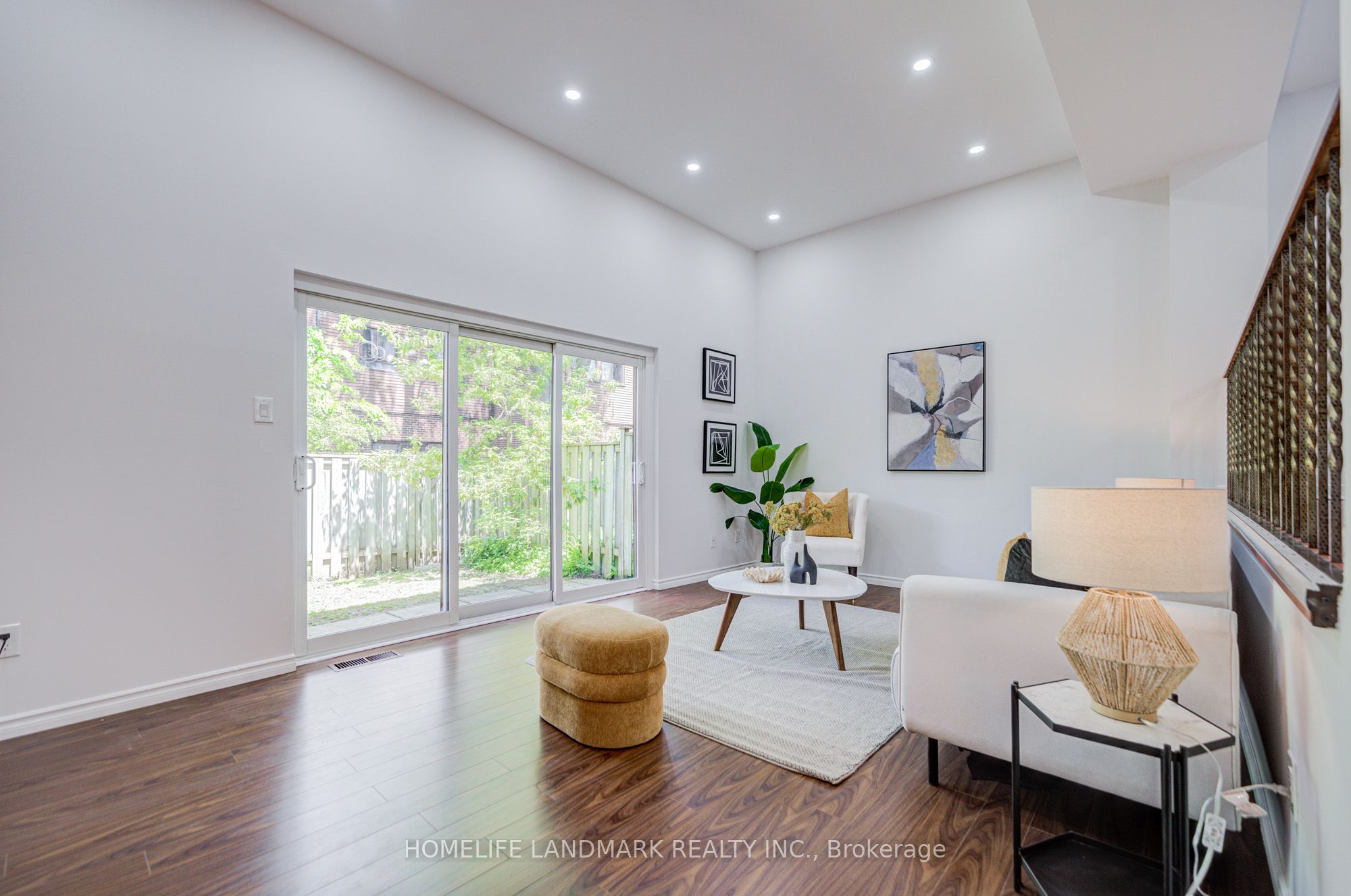14 Low Meadoway N/a, Toronto, ON, M2H 2V7 photo 4