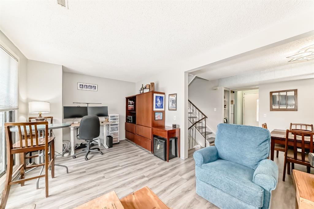 409-2520 Palliser Drive SW, Calgary, AB, T2V 4S9 photo 5