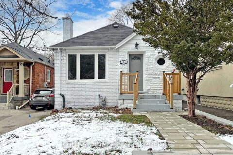 Additional image 7 of Main-8 Airley Crescent, Toronto, ON, M4J 4H6