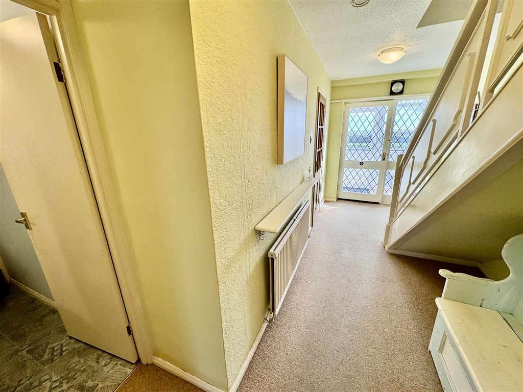 Additional image 15 of 4 bed town house for saleVictoria Parade, Pwllheli LL53