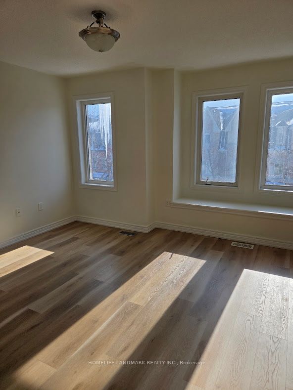 Additional image 3 of 12 Kawneer Terrace, Toronto, ON, M1P 0C3