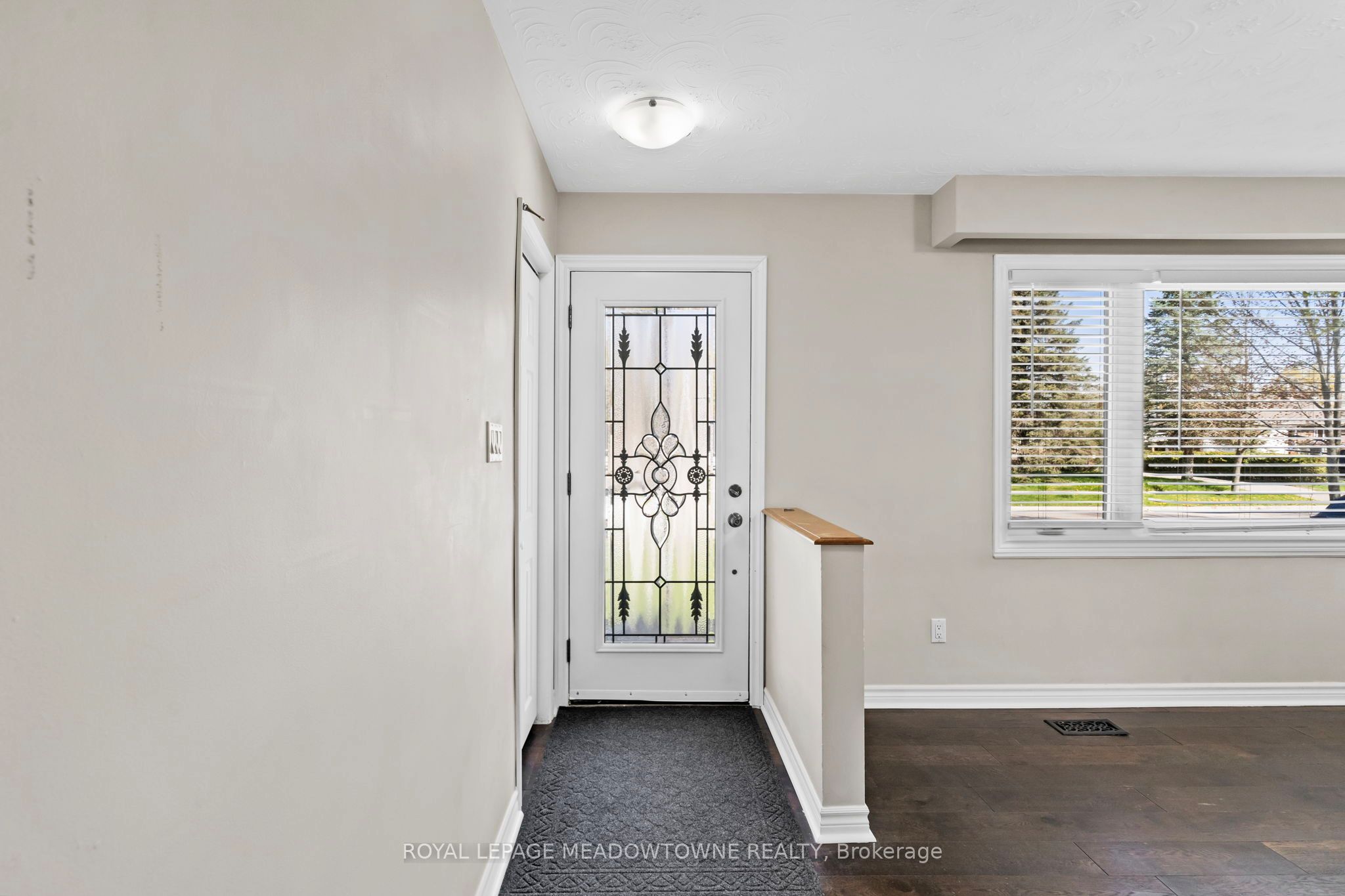Upper-176 Longfield Road, Halton Hills, ON, L7J 2K4 photo 3