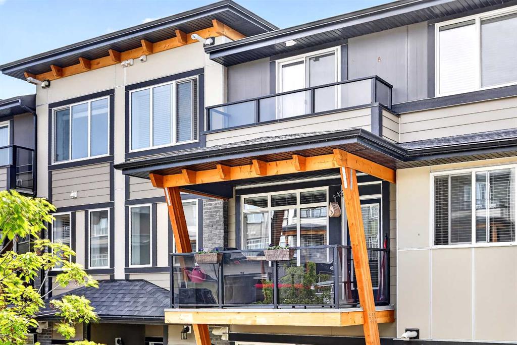 33-230 Seton Passage SE, Calgary, AB, T3M 3A7 photo 2