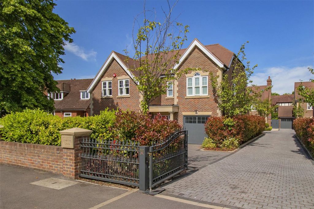 Additional image 29 of 6 bed detached house for saleSpencer Close, Radlett, Hertfordshire WD7